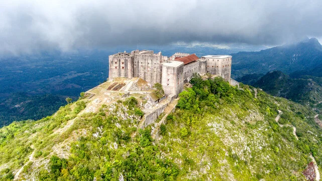 Haïti in Pictures: Breathtaking Landscapes and Cultural Heritage 2025